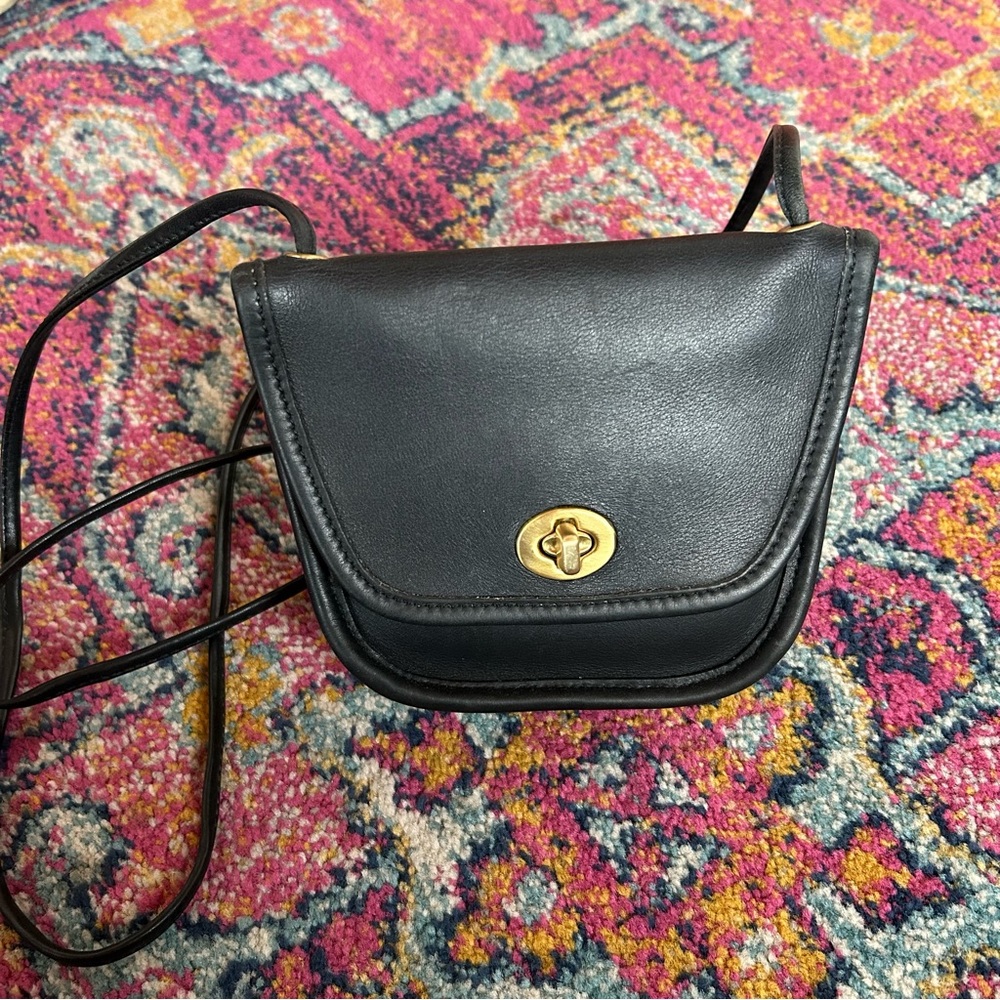 Vintage Coach Everett Black Leather Crossbody Bag
